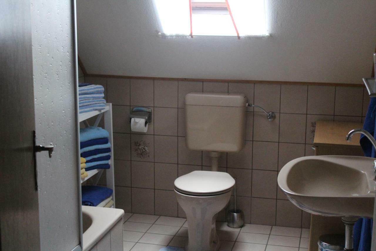 Haus Im Wiesengrund เอเซินส์ ภายนอก รูปภาพ